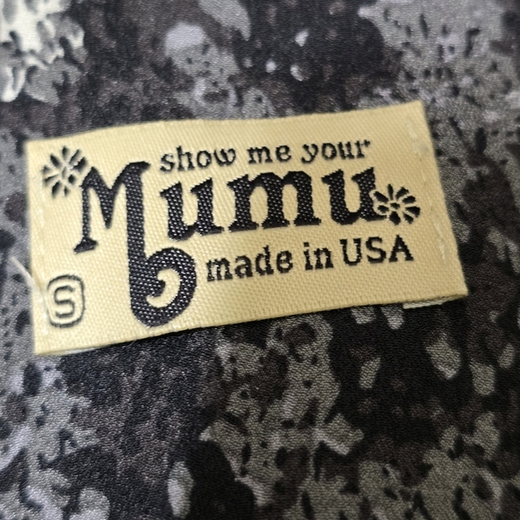 SHOW ME YOUR MUMU Sleeveless Snakeskin Bold Exotic Edgy V Neck Hi Lo Top S Black - Picture 13 of 14